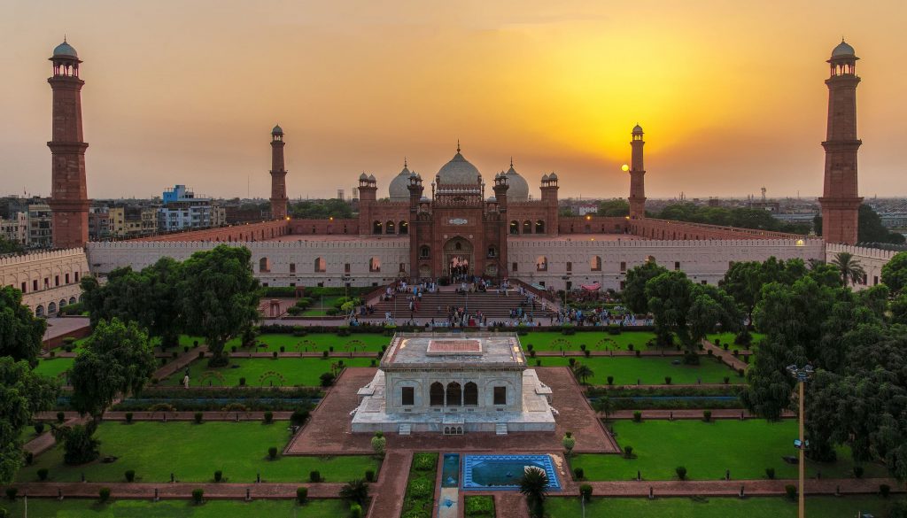 Top 10 places to visit in Lahore