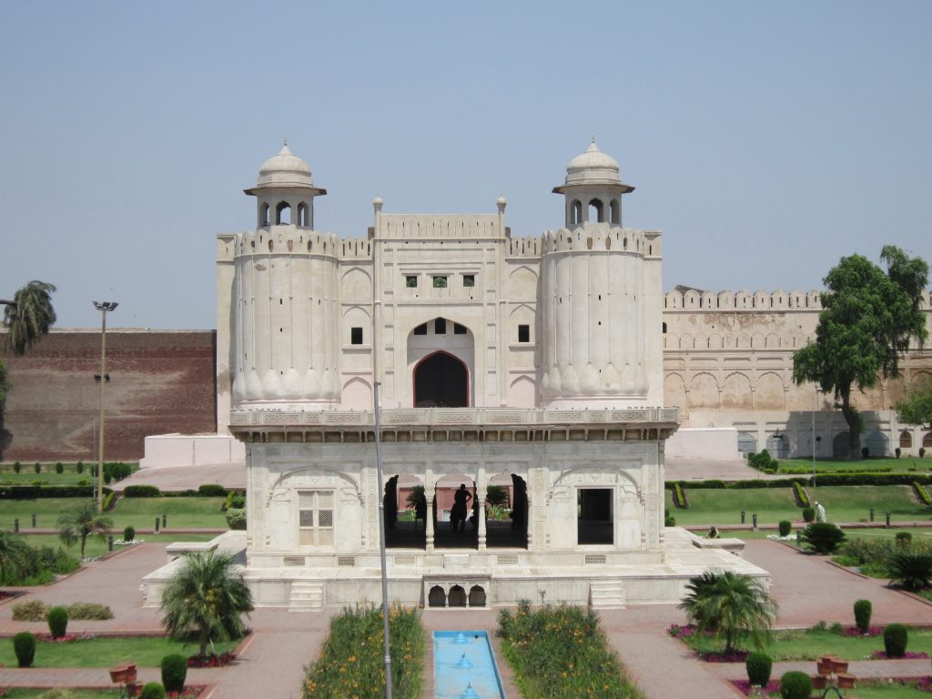 Top 10 places to visit in Lahore Pakistan