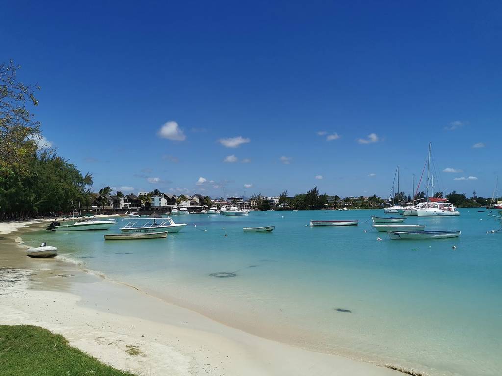 Strand grand Baie Mauritius